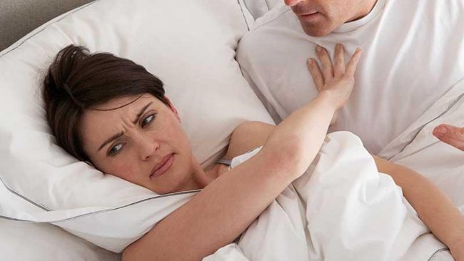 Cinsel ilişki sırasında yaşanan ağrı genital deformasyonlardan kaynaklanır mı? Cinsel ilişki sırasında yaşanan ağrı genital deformasyonlardan kaynaklanır mı?